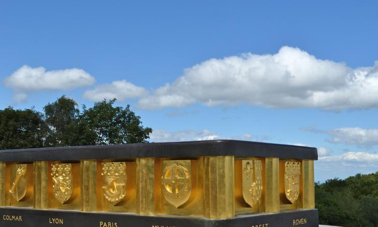 HWK Memorial